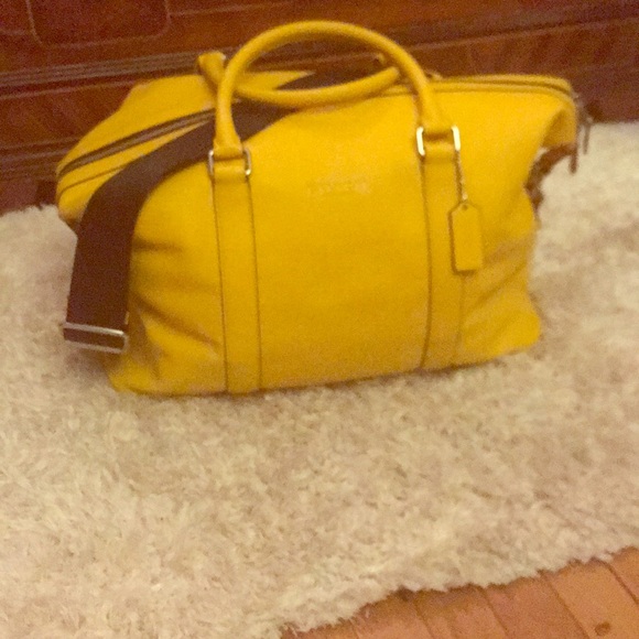 coach explorer duffle